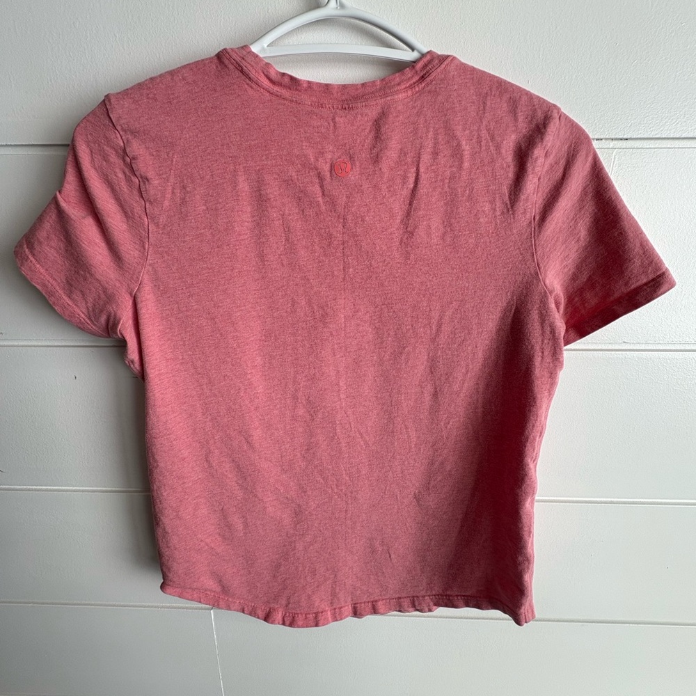 lululemon athletica Short Sleeve Tee in Dusty Pink